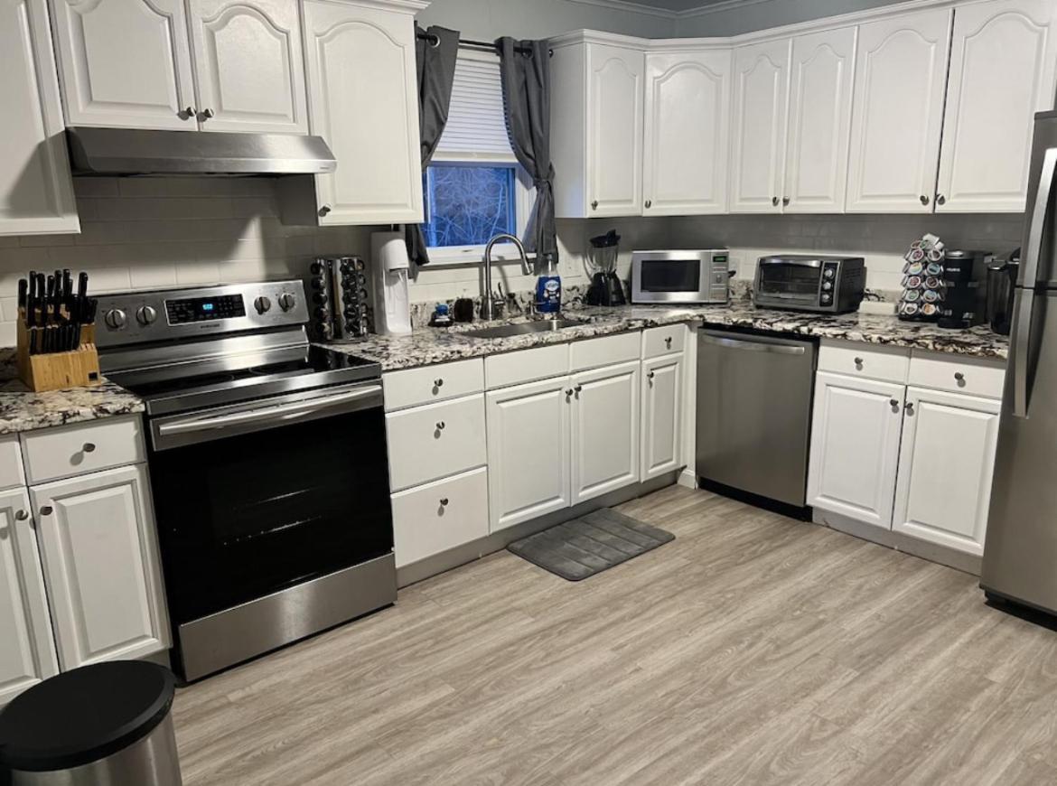 Charming Cottage Historic Falmouth Cape Cod Near Beach And Downtown 2Br 1Bath Deck Екстериор снимка